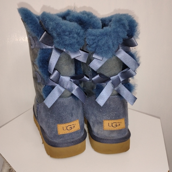 BLUE GRAY UGG BOOTS - Picture 1 of 10